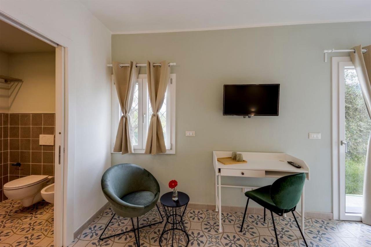 Gli Ulivi Rooms And Breakfast Marina dʼMarina dʼAndora Exterior foto