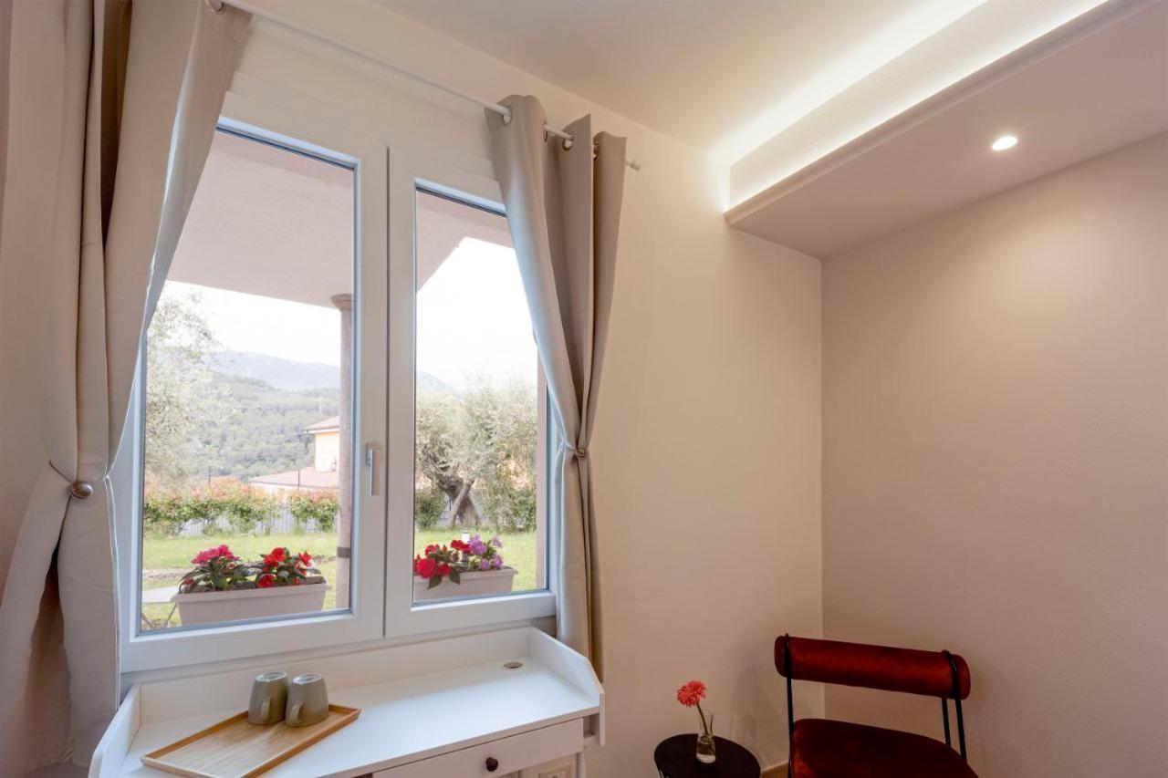 Gli Ulivi Rooms And Breakfast Marina dʼMarina dʼAndora Exterior foto